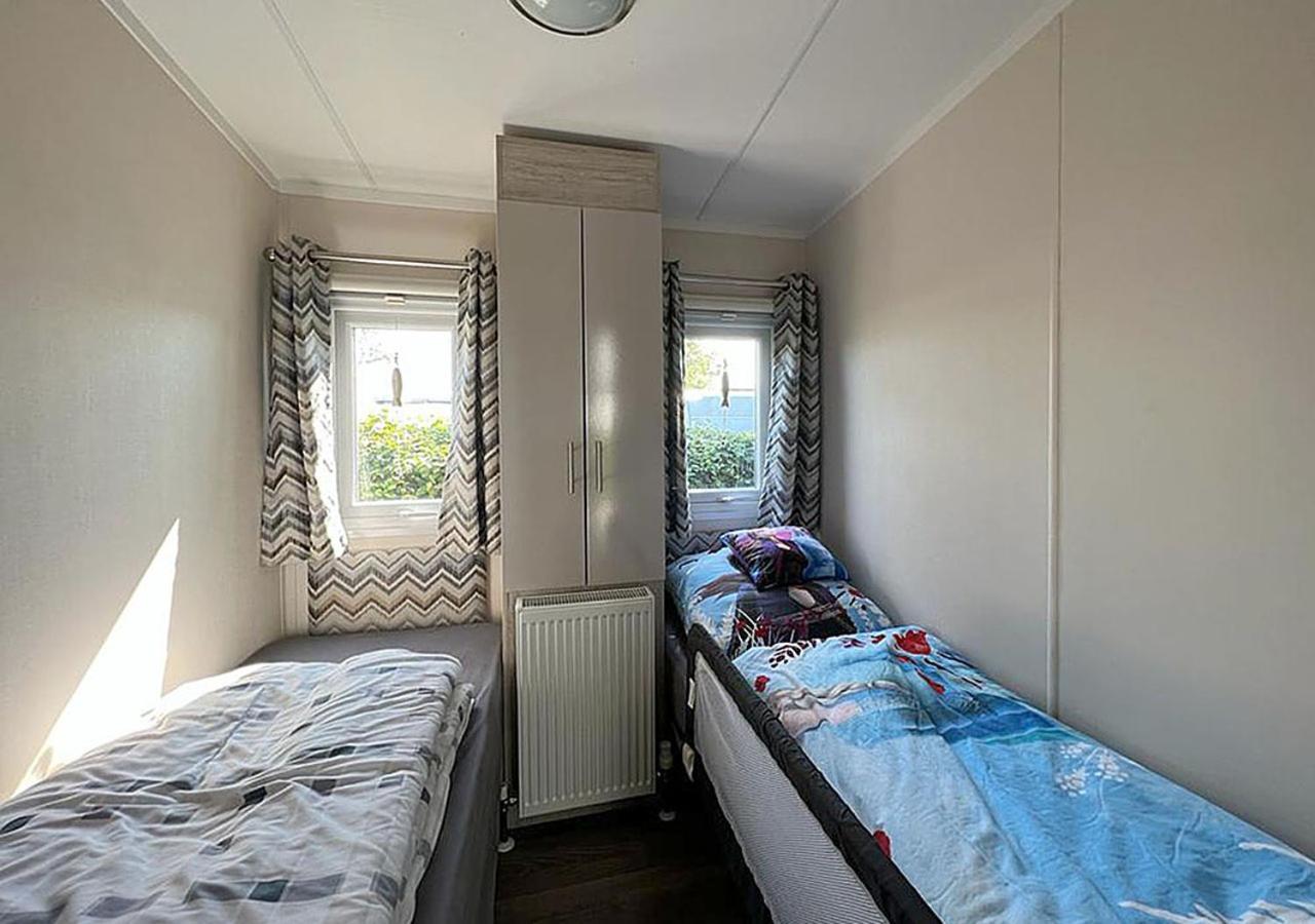 Chalet Am See Lathum Esterno foto